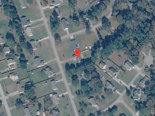 House image located at Hubert, NC 28539