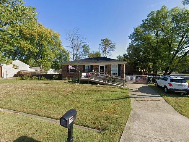 House image located at Louisville, KY 40272