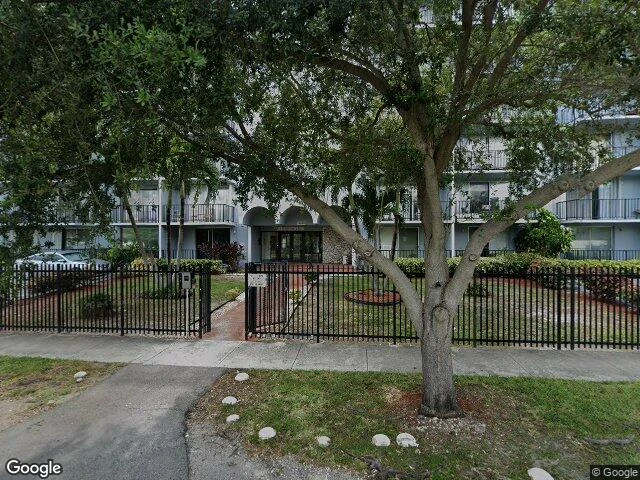 House image located at Miami, FL 33161