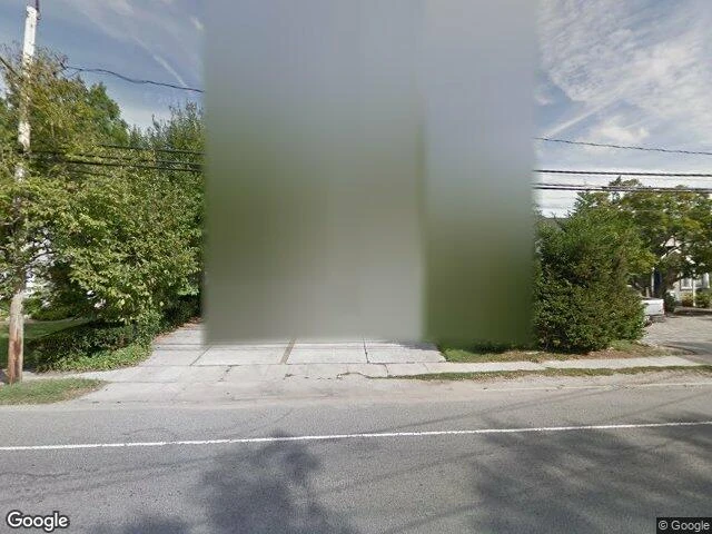 House image located at Hewlett, NY 11557