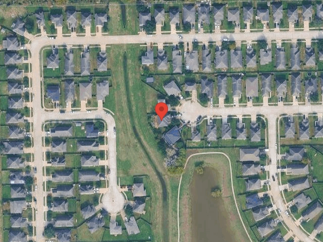 House image located at Rosharon, TX 77583