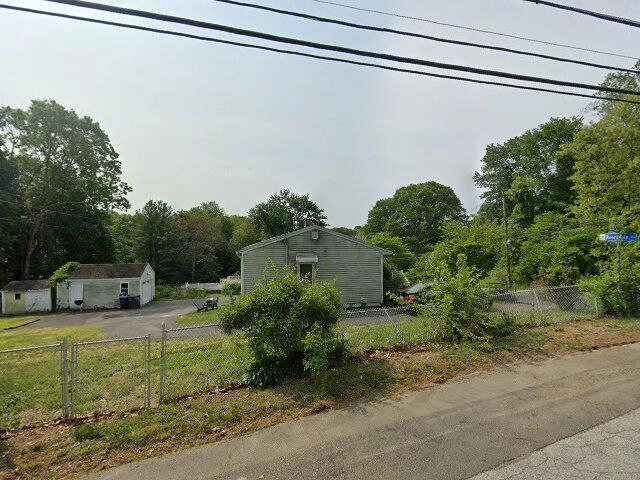 House image located at Bridgeport, CT 06606