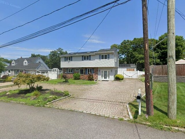 House image located at Selden, NY 11784