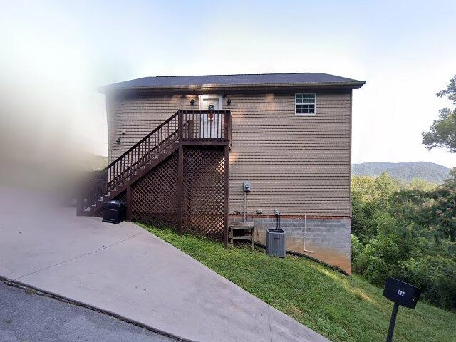 House image located at Statesville, NC 28677