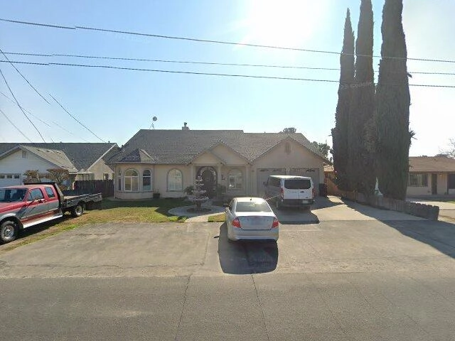 House image located at Caruthers, CA 93609