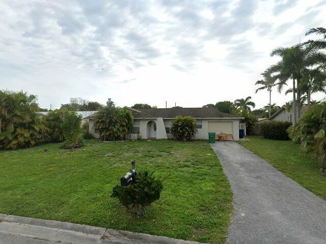 House image located at West Palm Beach, FL 33411