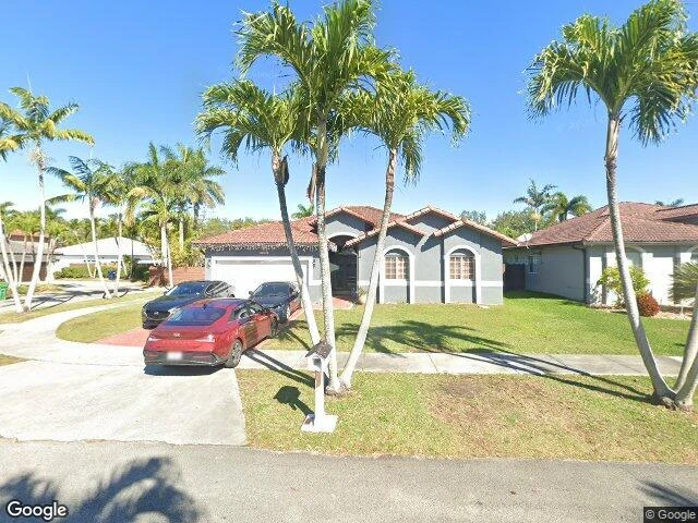 House image located at Miami, FL 33196