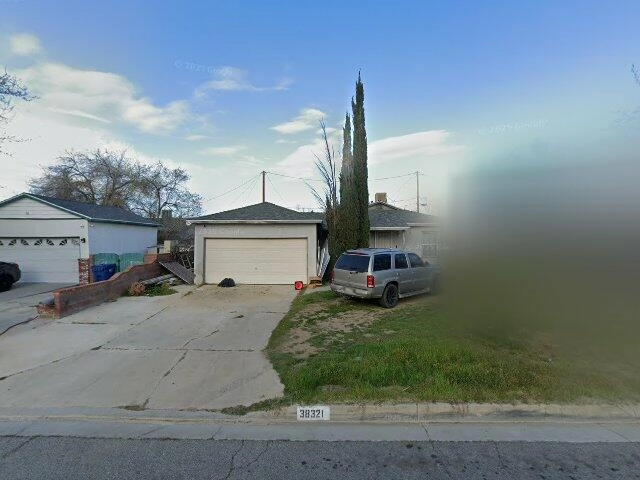House image located at Palmdale, CA 93550