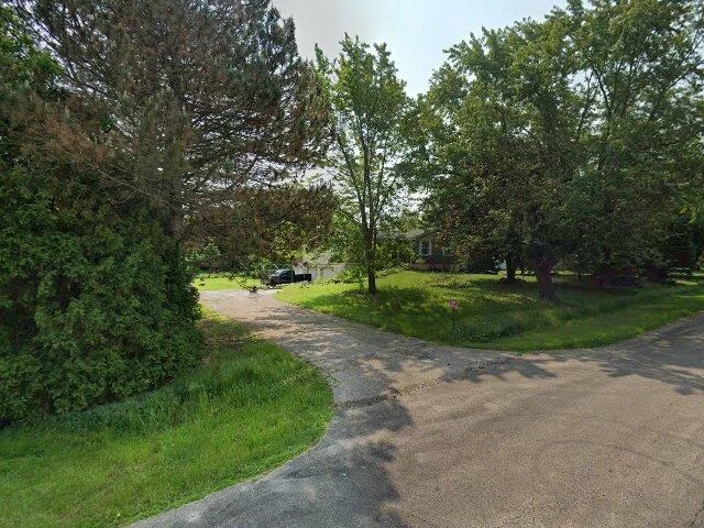 House image located at Saint Charles, IL 60175