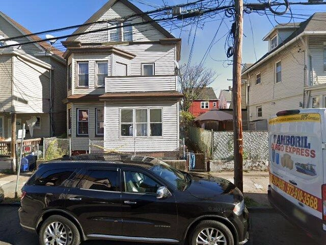 House image located at Paterson, NJ 07513