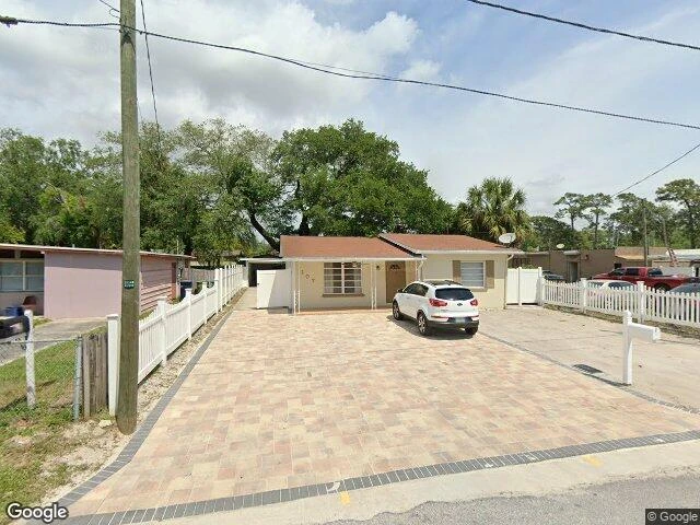 House image located at Tampa, FL 33604