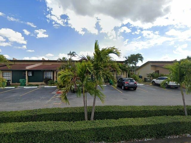 House image located at Miami, FL 33172