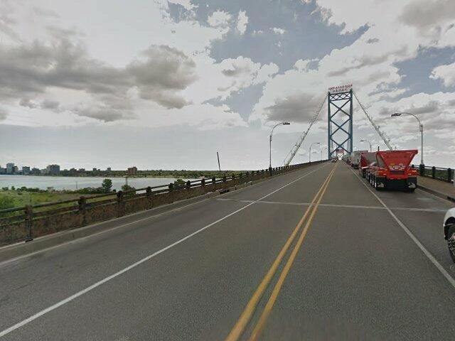 House image located at Englewood, CO 80110