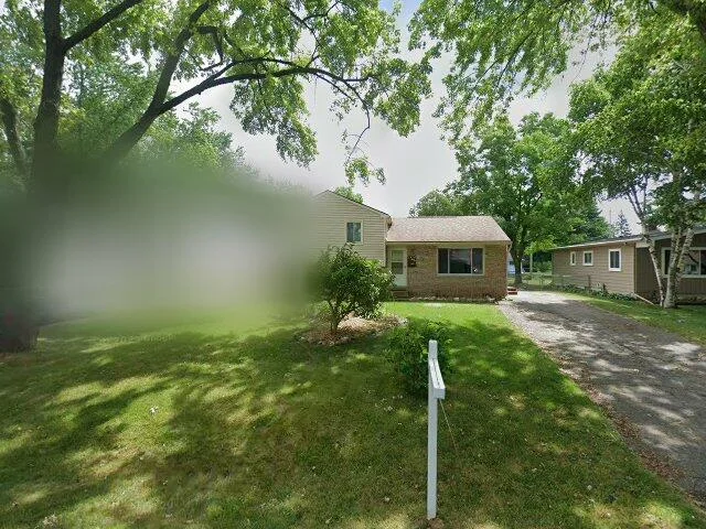 House image located at Highland, MI 48356