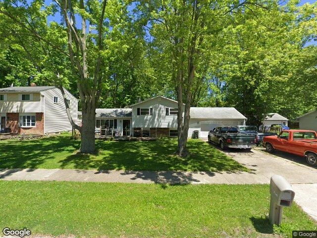 House image located at Willoughby, OH 44094