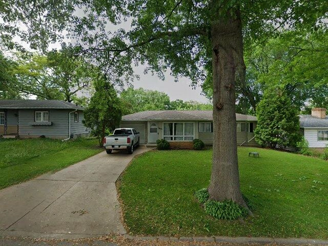 House image located at Waterloo, IA 50702