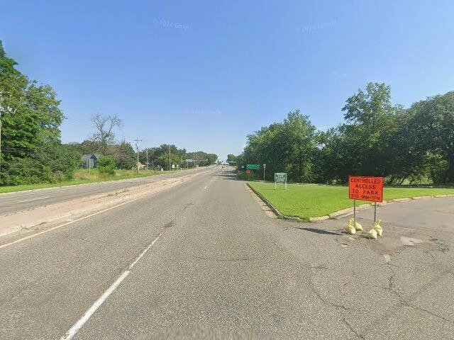 House image located at Cedar Falls, IA 50613