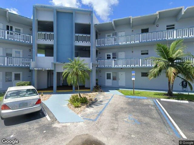 House image located at Hollywood, FL 33021