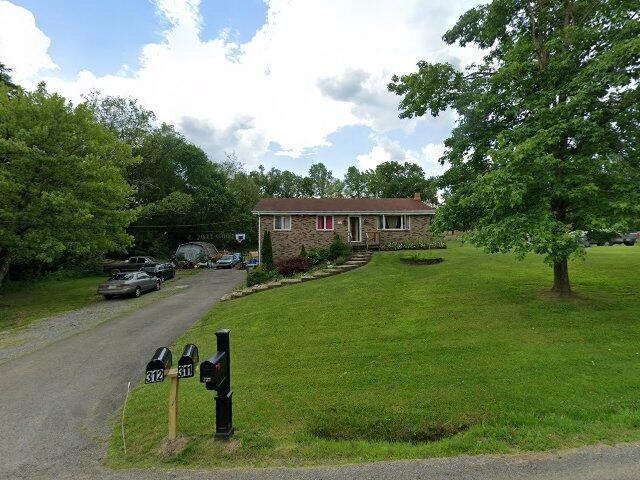 House image located at Valencia, PA 16059