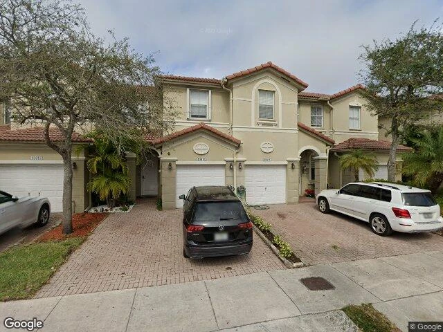 House image located at Miami, FL 33178