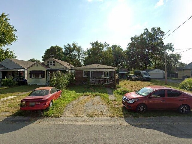 House image located at Louisville, KY 40214