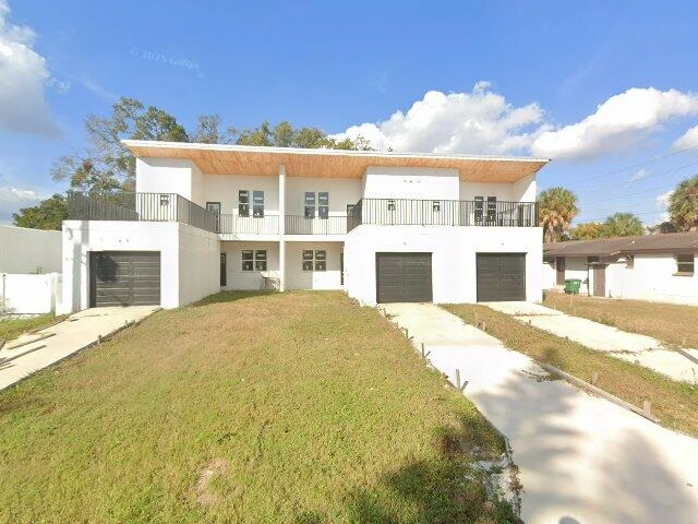 House image located at Tampa, FL 33605