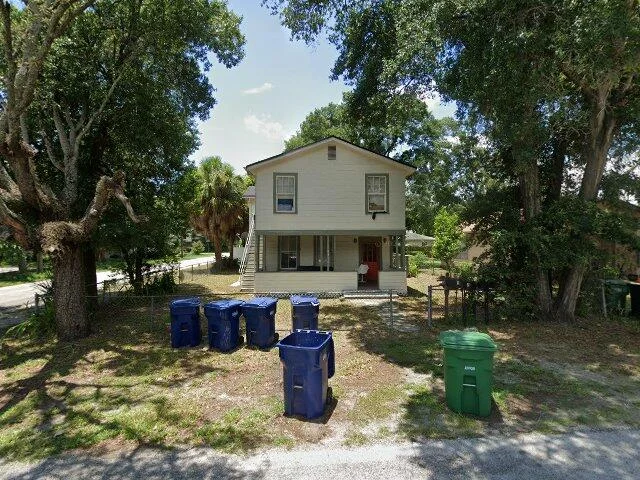 House image located at Tampa, FL 33604