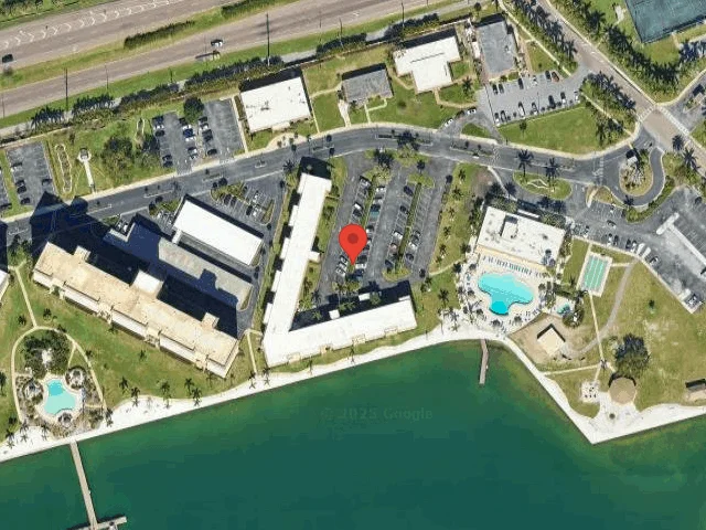 House image located at Saint Petersburg, FL 33715