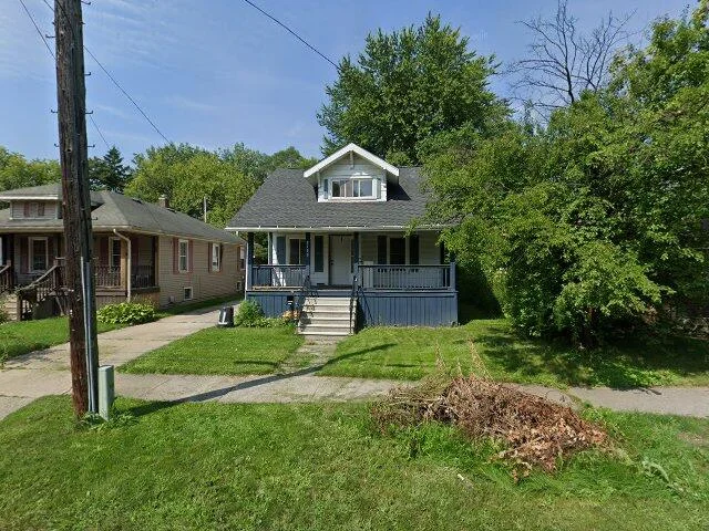 House image located at Saginaw, MI 48602