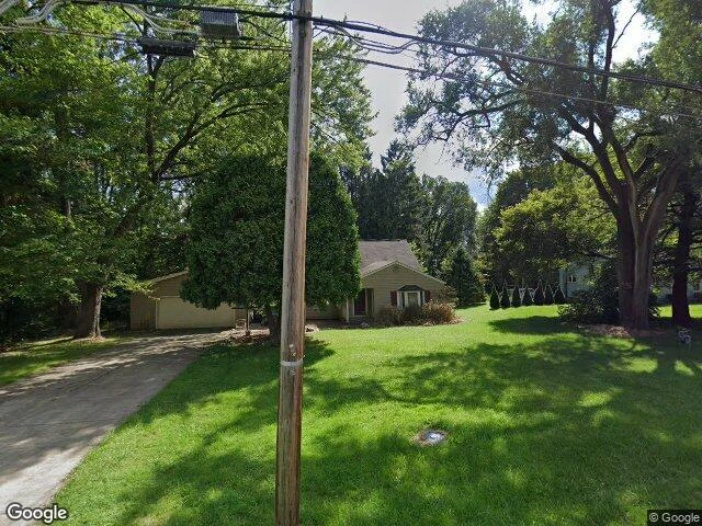 House image located at Hubbard, OH 44425