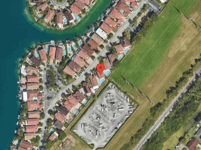 House image located at Miami, FL 33186