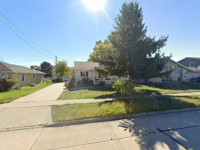 House image located at Appleton, WI 54911