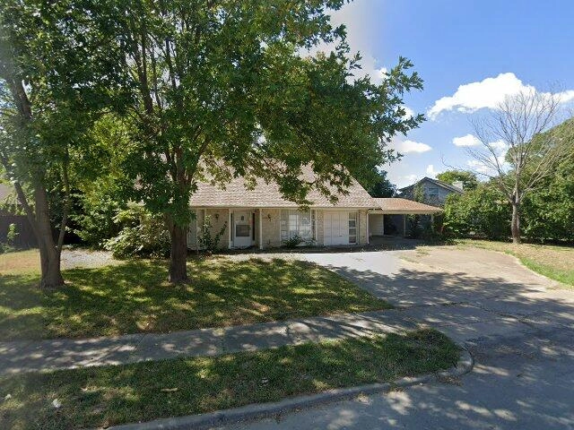 House image located at Irving, TX 75062