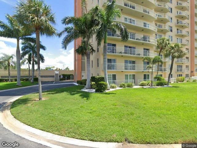 House image located at Saint Petersburg, FL 33715