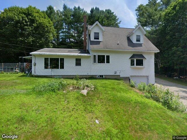 House image located at Auburn, ME 04210