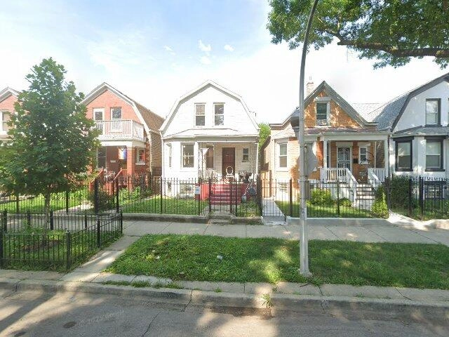 House image located at Chicago, IL 60651