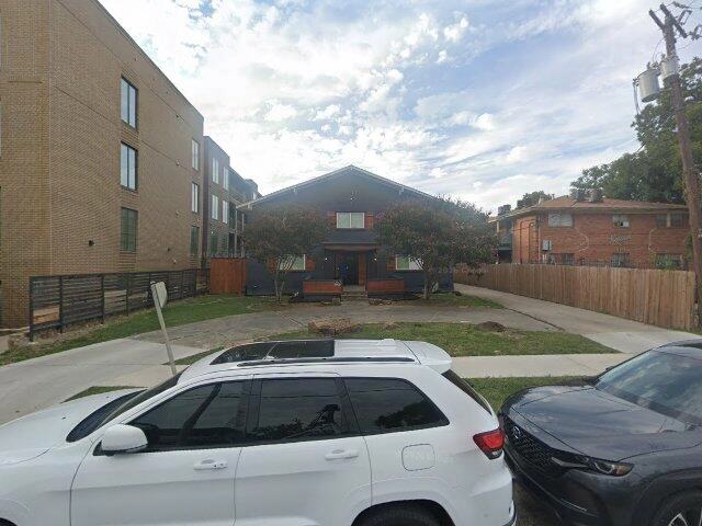 House image located at Dallas, TX 75204