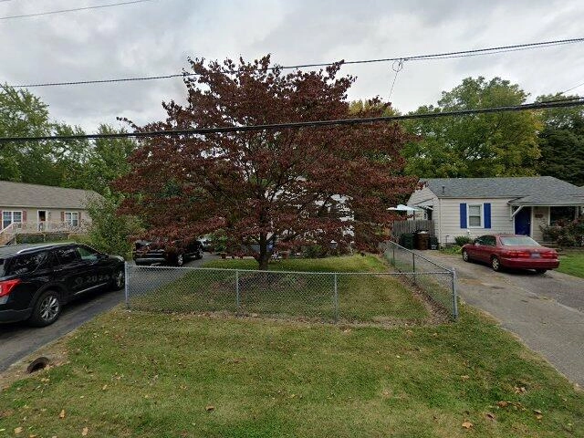 House image located at Louisville, KY 40242