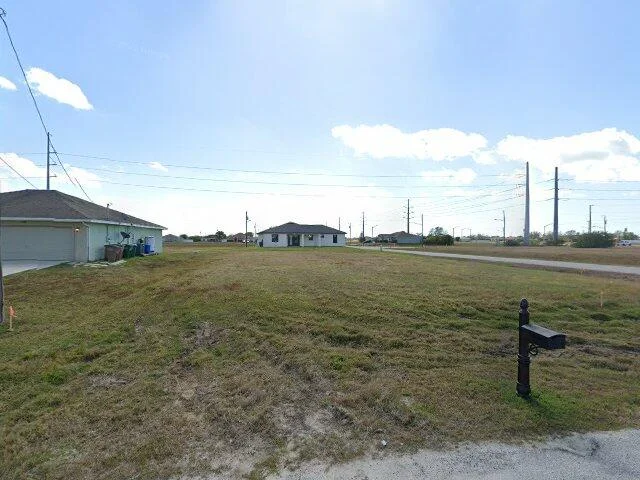 House image located at Cape Coral, FL 33993