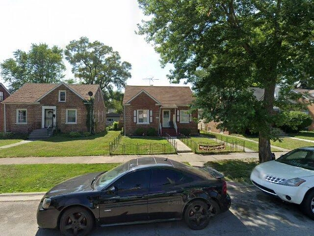 House image located at Riverdale, IL 60827