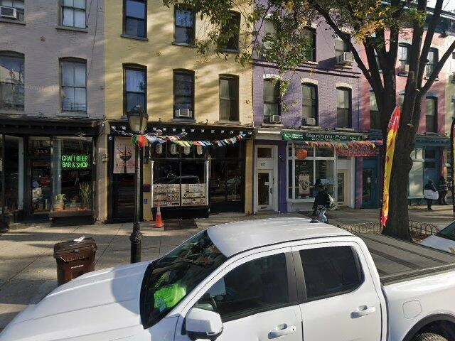 House image located at York, PA 17404