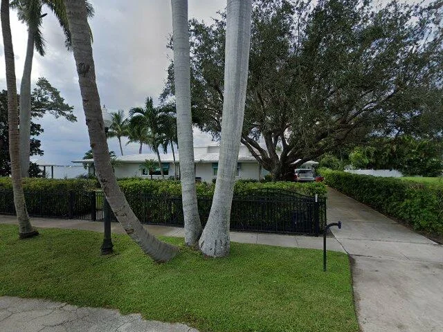 House image located at Fort Myers, FL 33901