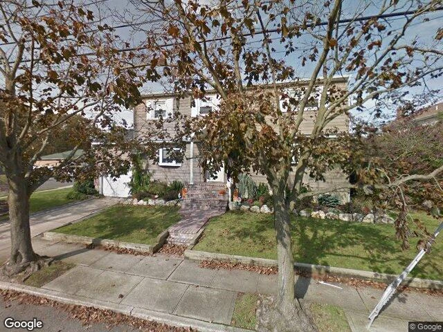 House image located at Lindenhurst, NY 11757