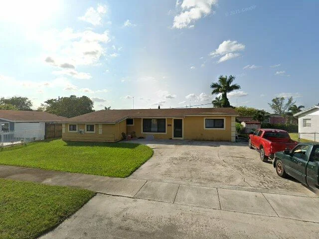 House image located at Miami, FL 33169