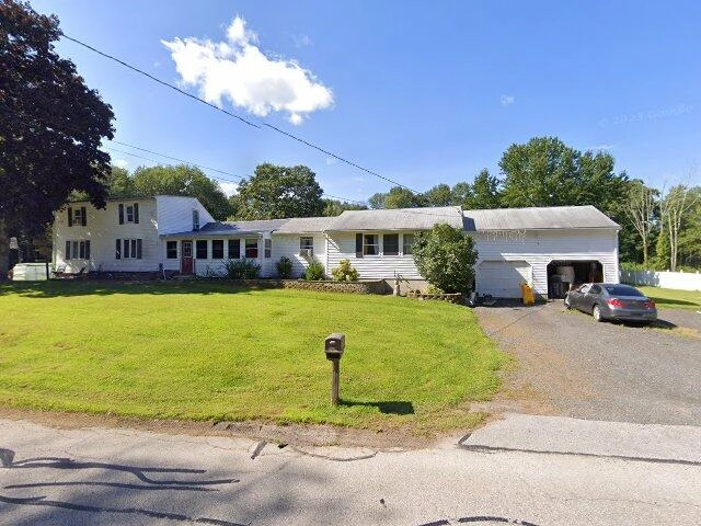 House image located at Oxford, MA 01540