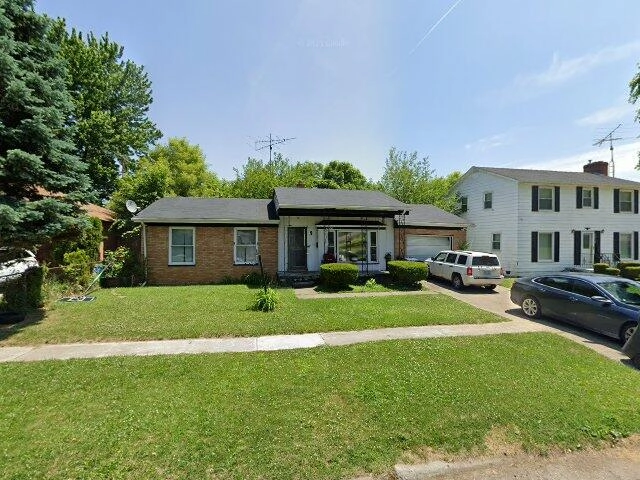 House image located at Flint, MI 48504