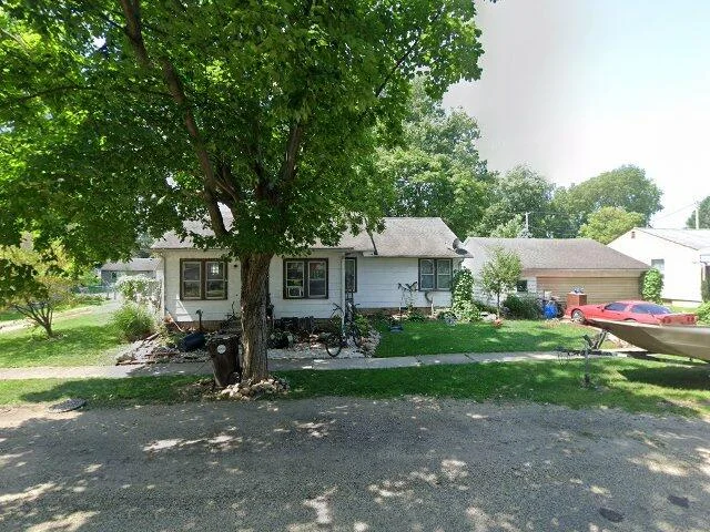 House image located at Henry, IL 61537