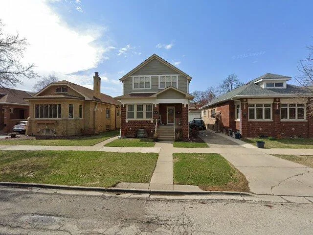 House image located at Chicago, IL 60643