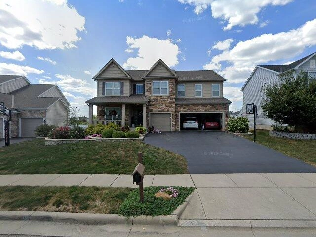 House image located at Pickerington, OH 43147