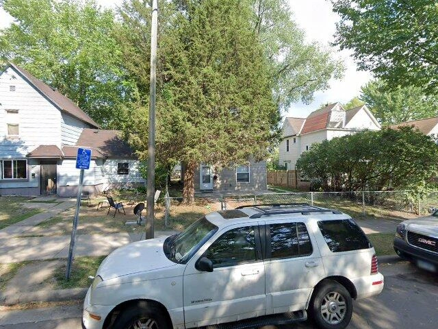 House image located at Minneapolis, MN 55411